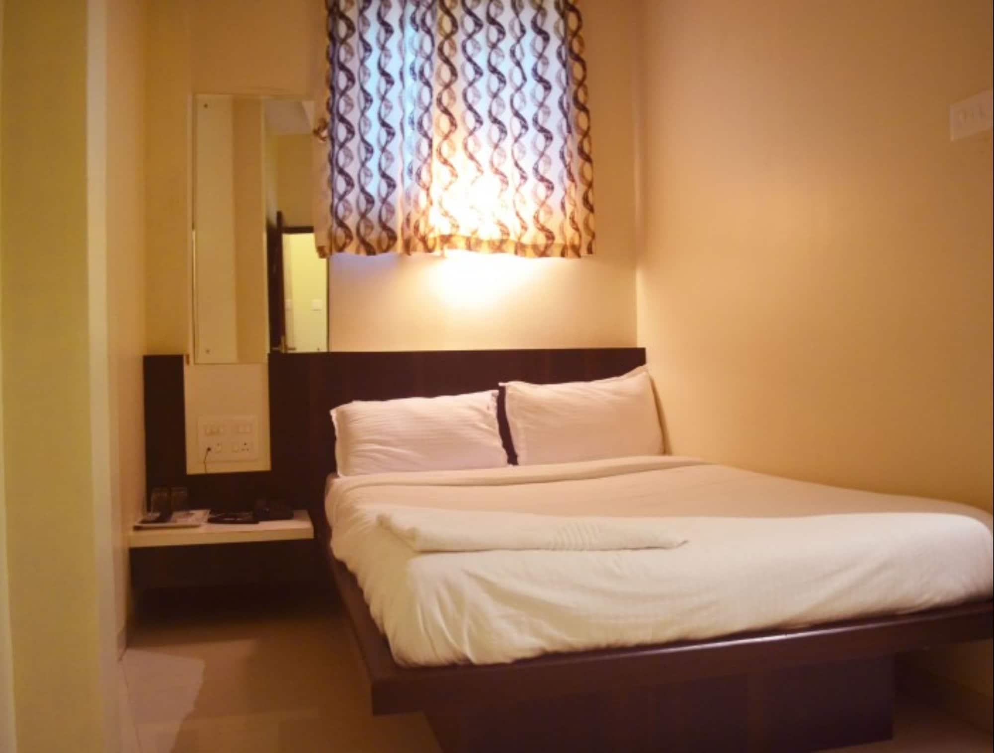Airport Metro Hotel Bombay Extérieur photo