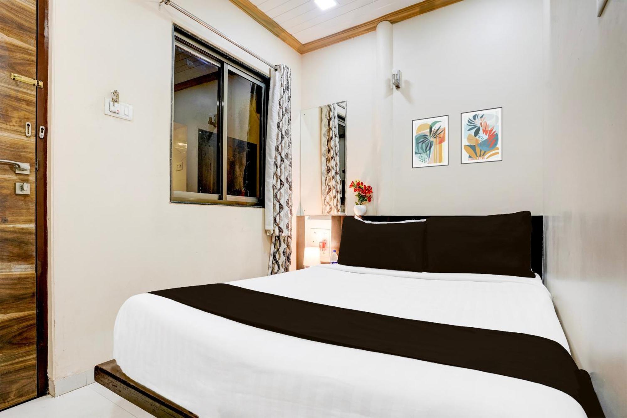 Airport Metro Hotel Bombay Extérieur photo