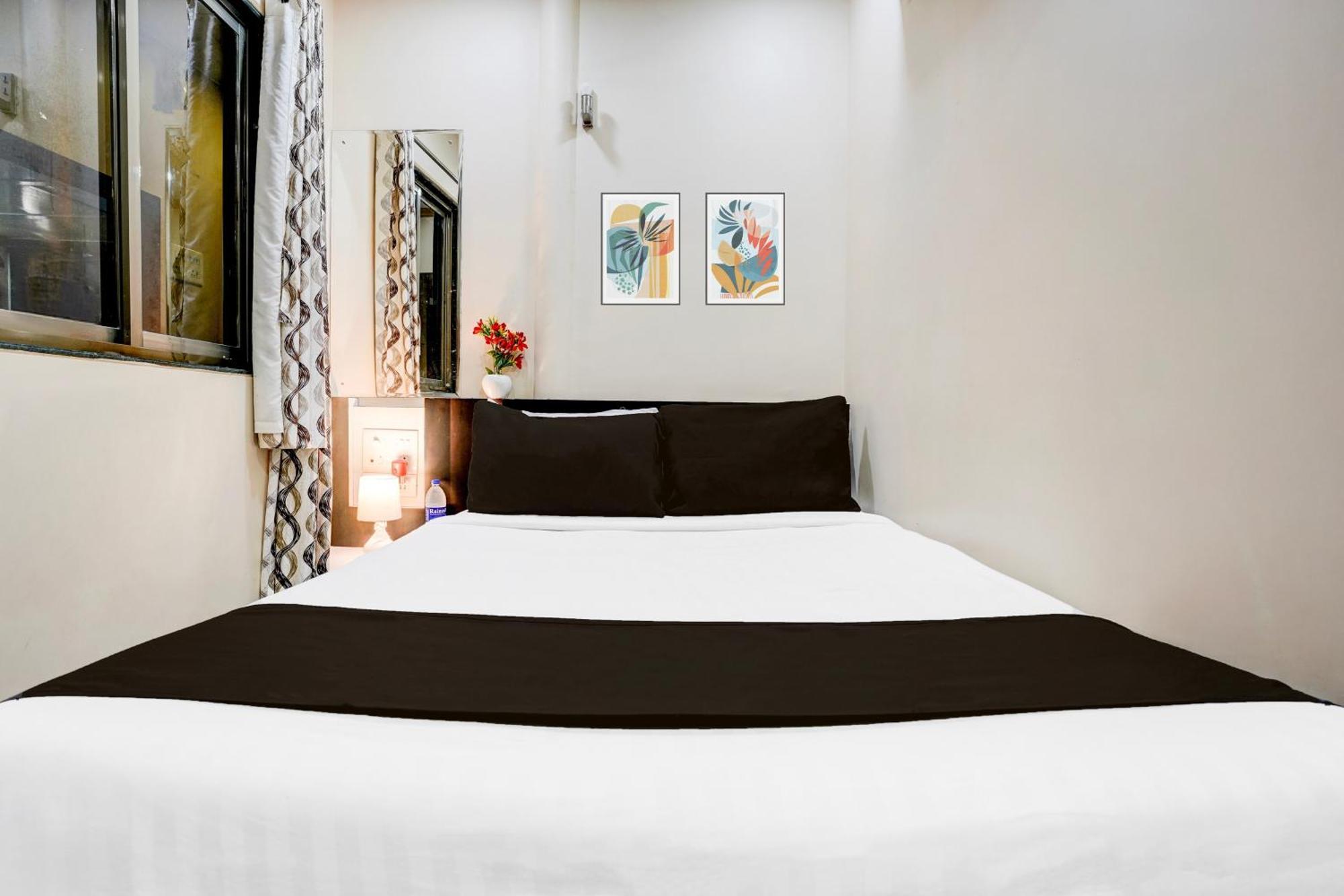 Airport Metro Hotel Bombay Extérieur photo