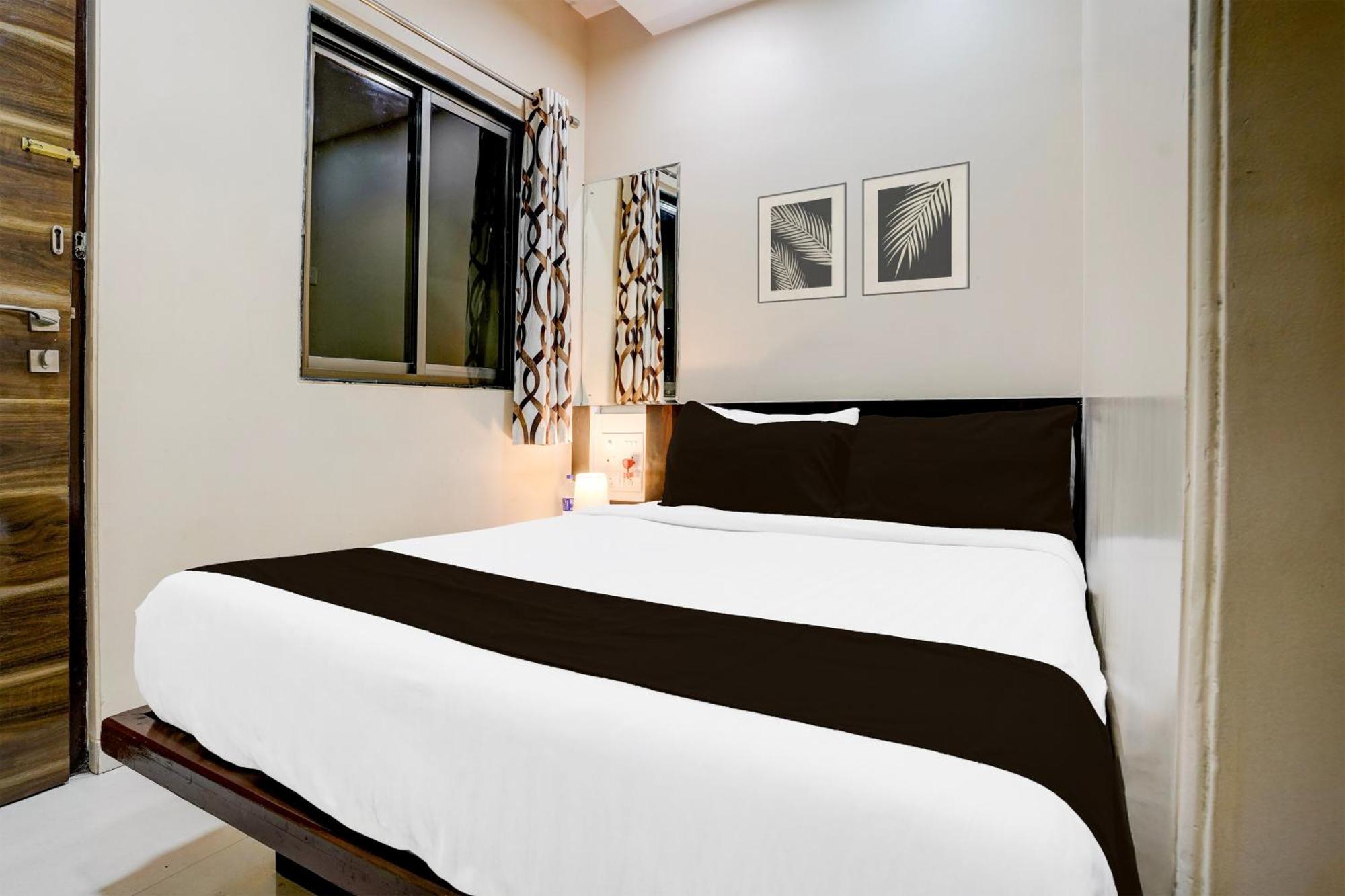 Airport Metro Hotel Bombay Extérieur photo